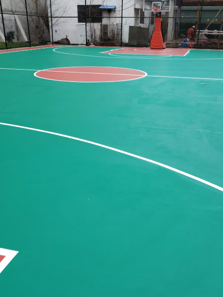 黄梅 球场长期使用易出现地面开裂